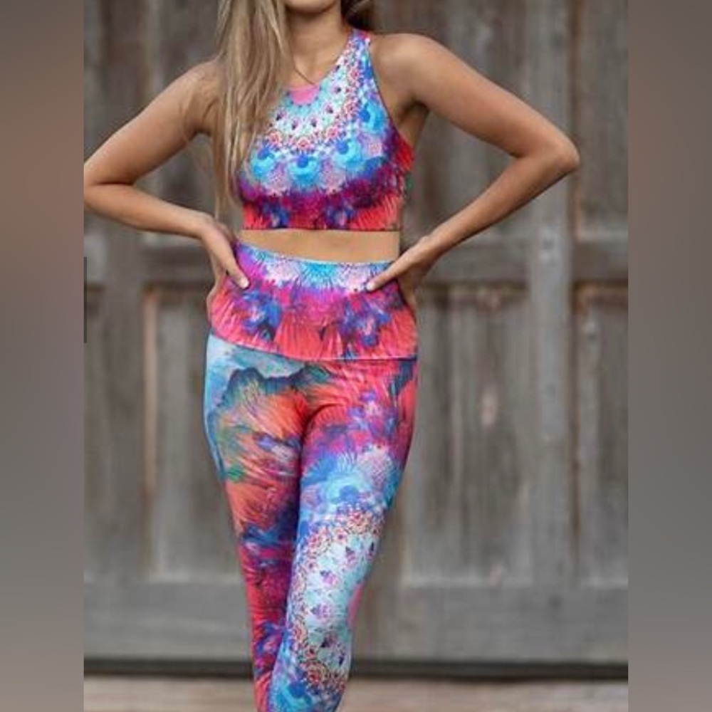 Emily Hsu Designs Jaya Mandala Legging & Bra Workout Set, XS/S